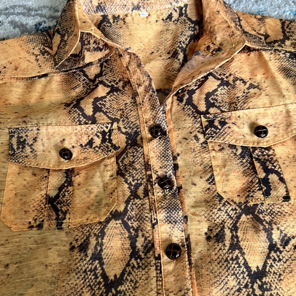 Yellow Snake Print Top - Picture 3 of 5